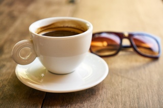 Does Coffee Slow the Brain?